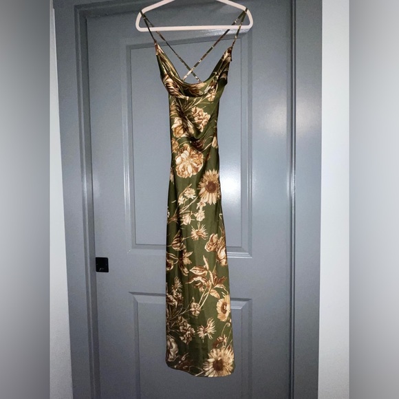 Sage green with brow and tan florals - Picture 2 of 6